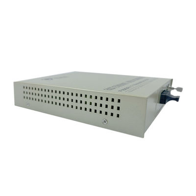 PoE-Medienwandler SFP-Faseroptik 10/100M Ethernet nicht verwaltetes Budget von 30 Watt